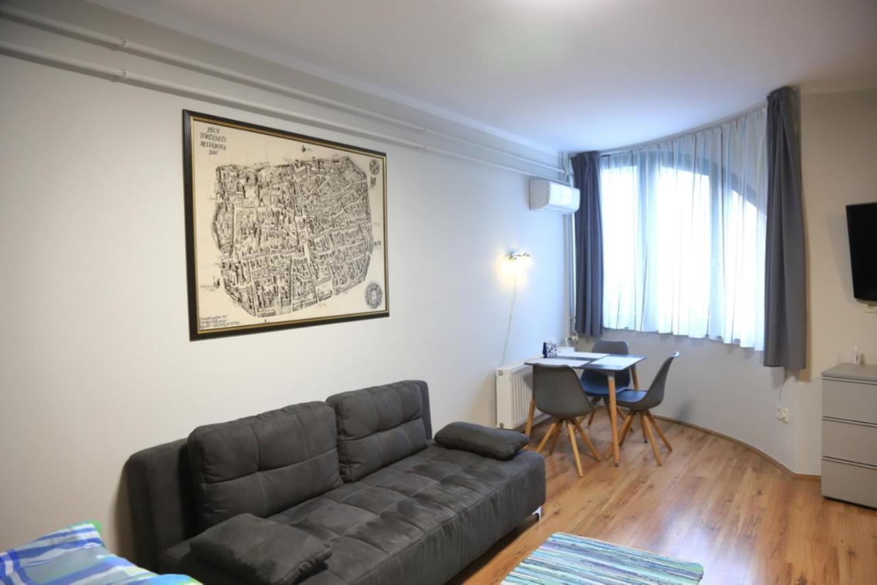 Studio Gold Apartman Pécs Exterior foto